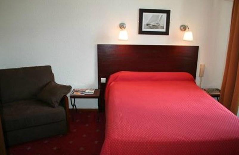 Logis Hotel Restaurant La Regence Cherbourg-en-Cotentin Eksteriør billede